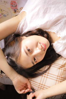 女性三角毛毛区长了个硬疙瘩